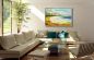 Preview: Modernes Wohnzimmer mit Glastisch. Zur Dekoration hängt ein maritimes Bild mit Schattenfugenrahmen an der Wand