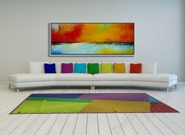 Großes Curve Sofa mit abstrakter Kunst in einem Bilderrahmen