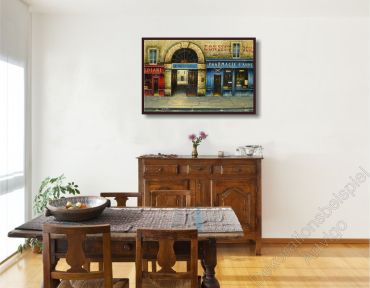 Wohnzimmer mit einem stimmungsvollen Wandbild mit einer Straße im Bilderrahmen an der Wand