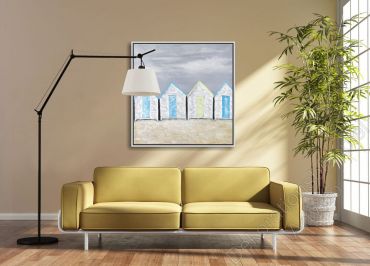 Wohnzimmer. Zur Dekoration ein fröhliches Bild