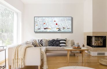 kaminzimmer mit einem abstrakten, fröhlichen Wandbild mit Segelbooten im Schattenfugenrahmen