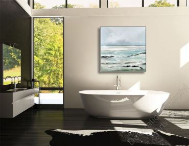 Preview: Badezimmer mit einem hellen Wanne und abstrakten, unaufgeregten Seemotiv im Bilderrahmen