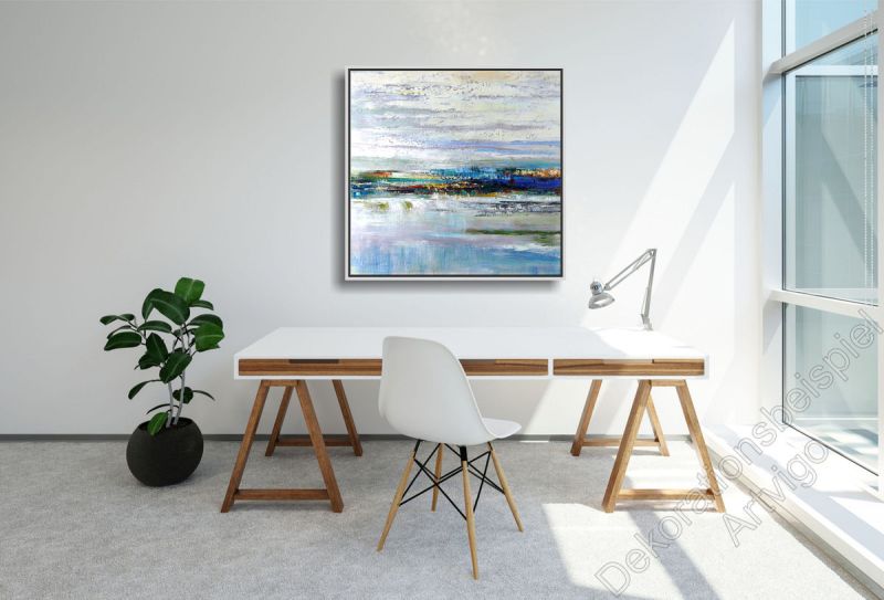 Arbeitszimmer mit einem abstrakten, unaufgeregten Wandbild Landschaft im Bilderrahmen