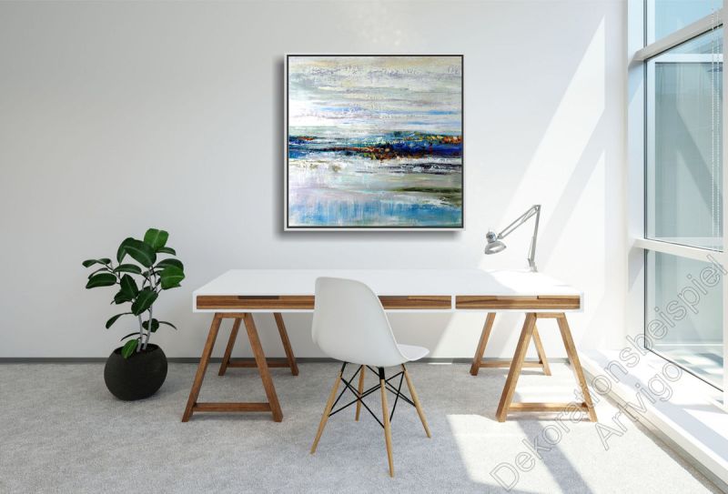 Arbeitszimmer mit einem abstrakten, unaufgeregten Wandbild Landschaft im Bilderrahmen