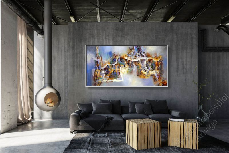 Modernes Loft, Wohnung mit dunkler Wand. Dekorationsbeispiel Gemälde abstrakt von Americo Ccala