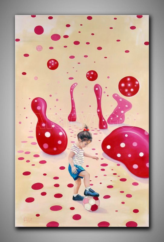 Kraftvoll, fantasievolles Bild. Kind mit Fussball in einer Welt von Yayoi Kusama. Von Victor Rondon
