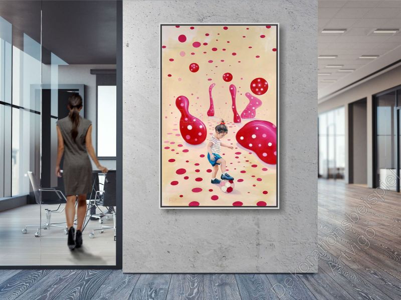 Büroräume. Zur Dekoration hängt ein original Bild mit kräftigen Farben