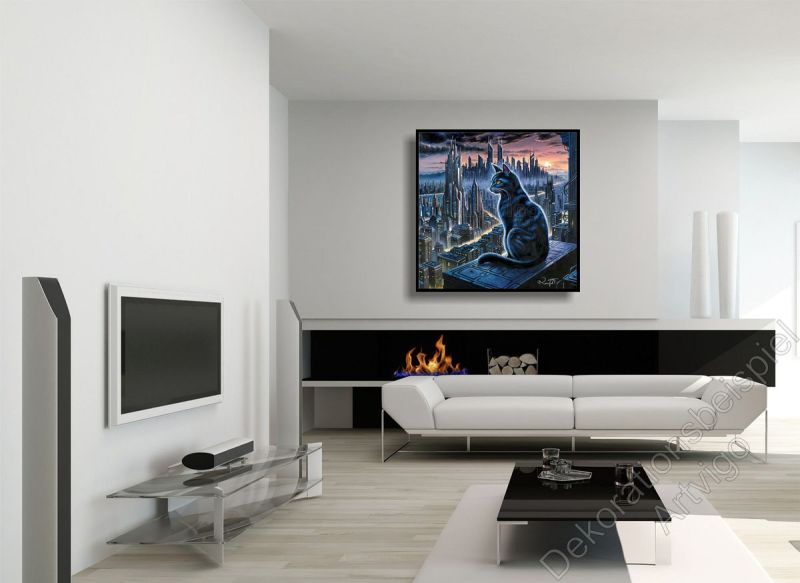 Kamin im Wohnzimmer mit einem stimmungsvollen, düsteren Wandbild mit SF-Stadt im Schattenfugen Rahmen